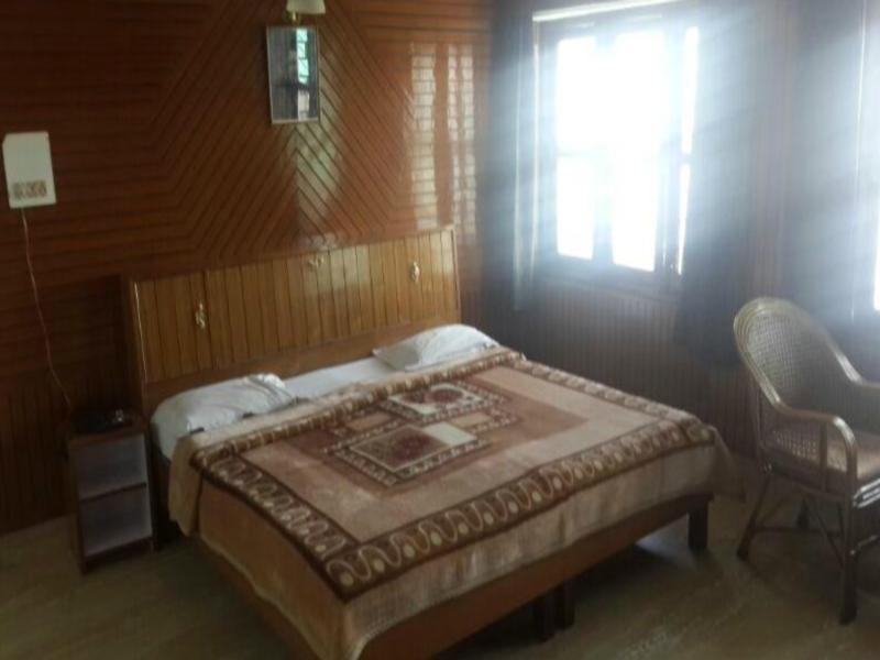 Clarks Hotel Мусори Екстериор снимка